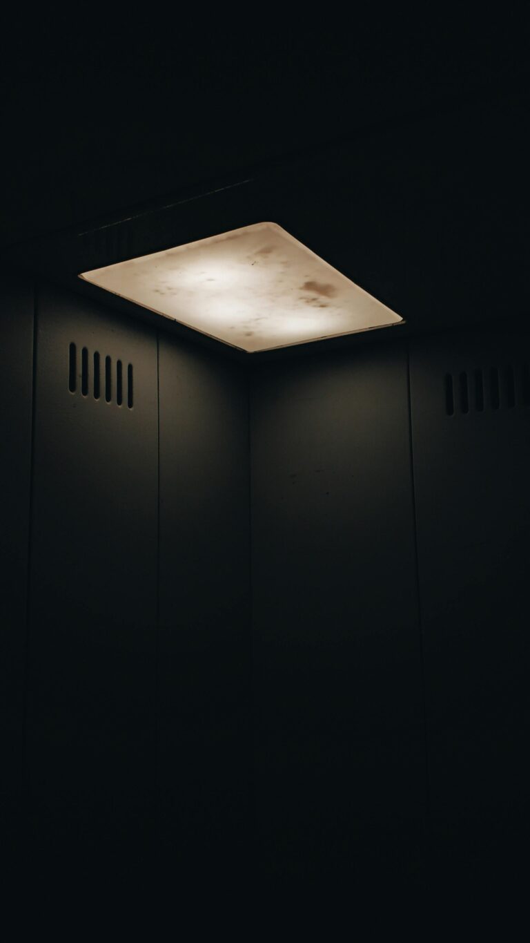 Top Signs of Hidden Mold in Wellness Clinics and Why Early Detection Matters for Patient Health